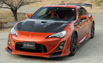 VARIS(バリス) ZN6系トヨタ86用サイドステップ