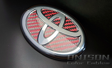 ハイエースUNISON-純正エンブレム改 イメージ画像