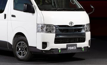 TOM'S(トムス) ハイエース フロントスポイラー