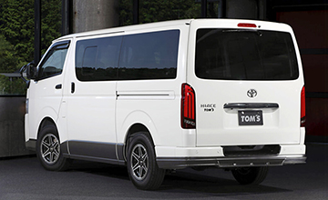 TOM'S(トムス)　200系ハイエース　エアロパーツ