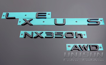 レクサスNXUNISON-純正エンブレム改 イメージ画像