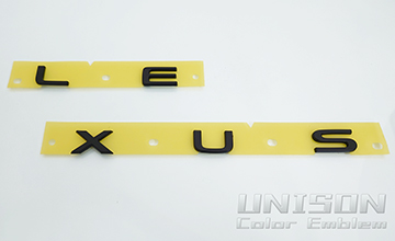 レクサスRXUNISON-純正エンブレム改 イメージ画像