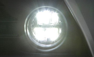 REVIER(レヴィーア) ノア・ヴォクシー LEDイカリングフォグランプ(4)|フォグランプ点灯