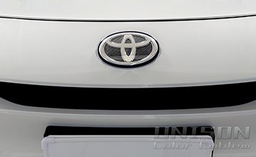 RAV4UNISON-純正エンブレム改 イメージ画像