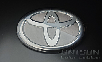 UNISON-純正エンブレム改 RAV4 GRエンブレム ヘアライン