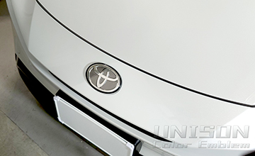 RAV4UNISON-純正エンブレム改 イメージ画像