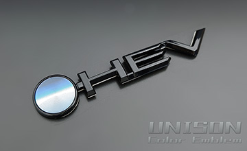 ヤリスUNISON-純正エンブレム改 HEVエンブレム