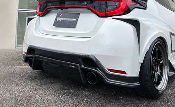 GRヤリスガレージベリー カーボン