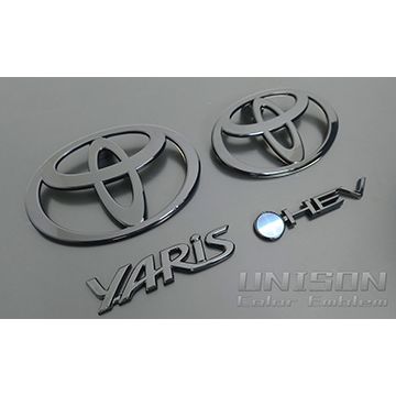 ヤリス用グロスブラック(ツヤ黒)エンブレム UNISON-純正エンブレム改